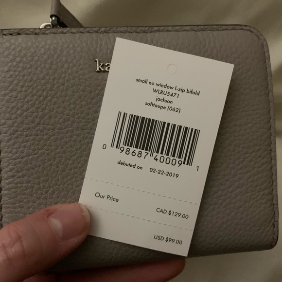 Kate Spade ♠️ Small Gray Zip Bifold Wallet NEW! - Picture 6 of 6